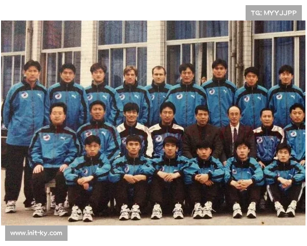 大连英博球员携手体育社团践行环保倡议彰显社会责任